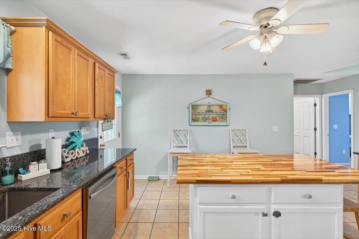 1105 W Oak Island Drive