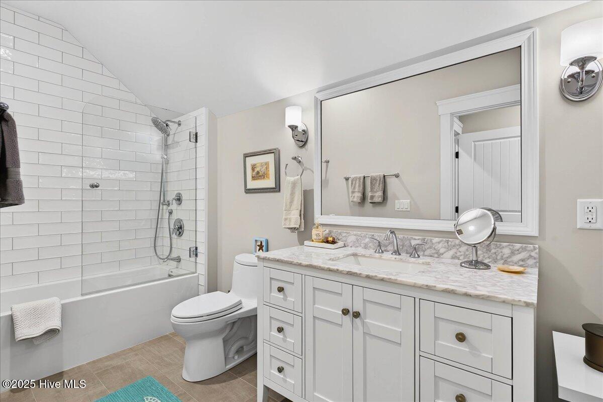 4308 Shelter Cove SE