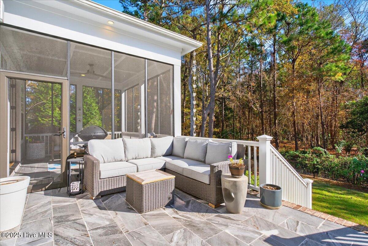 4308 Shelter Cove SE