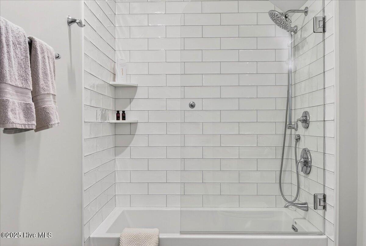 4308 Shelter Cove SE