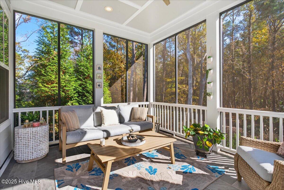 4308 Shelter Cove SE