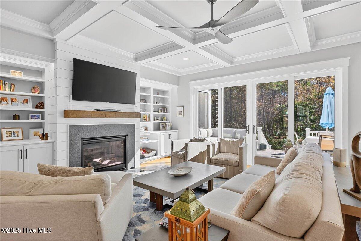 4308 Shelter Cove SE