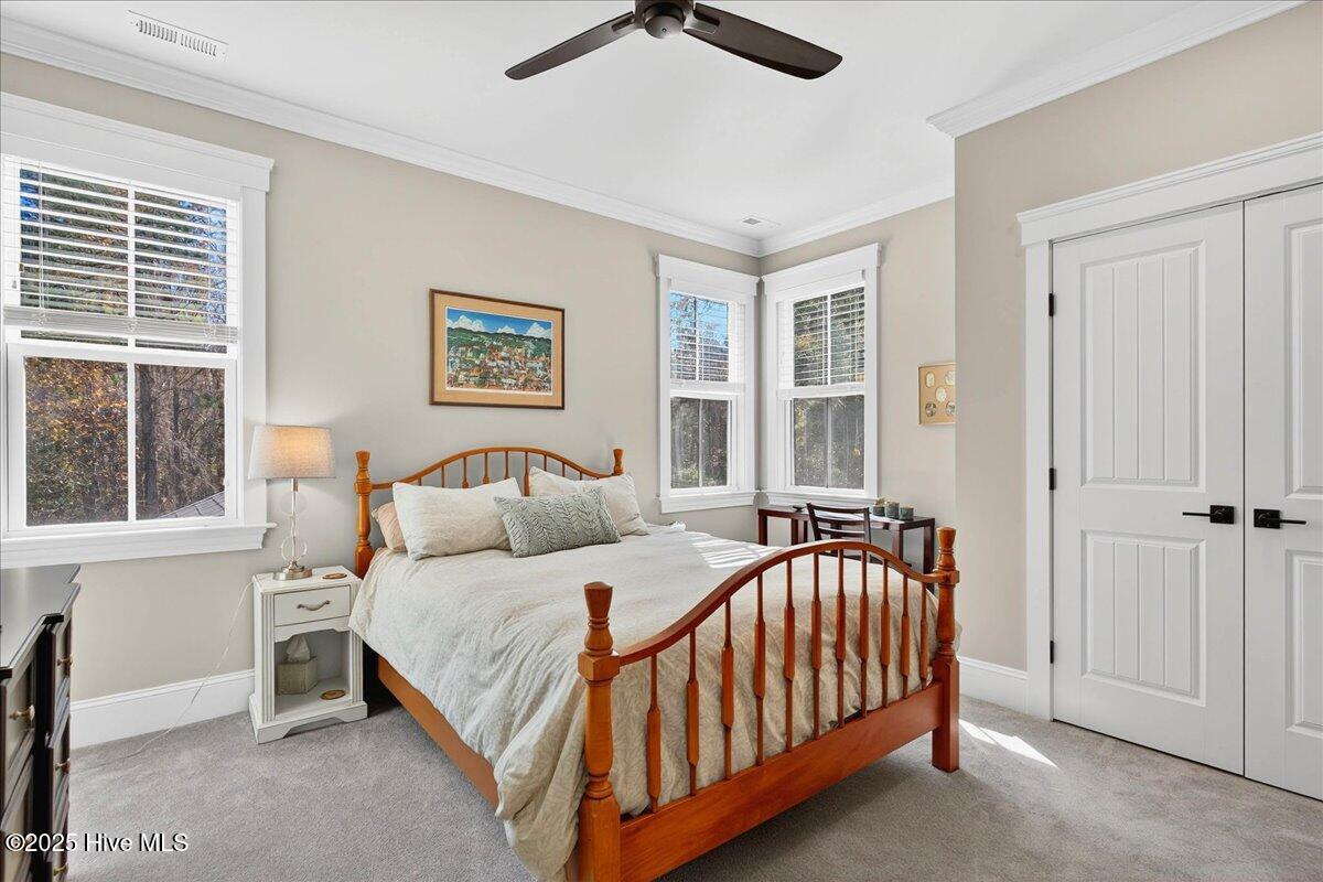 4308 Shelter Cove SE