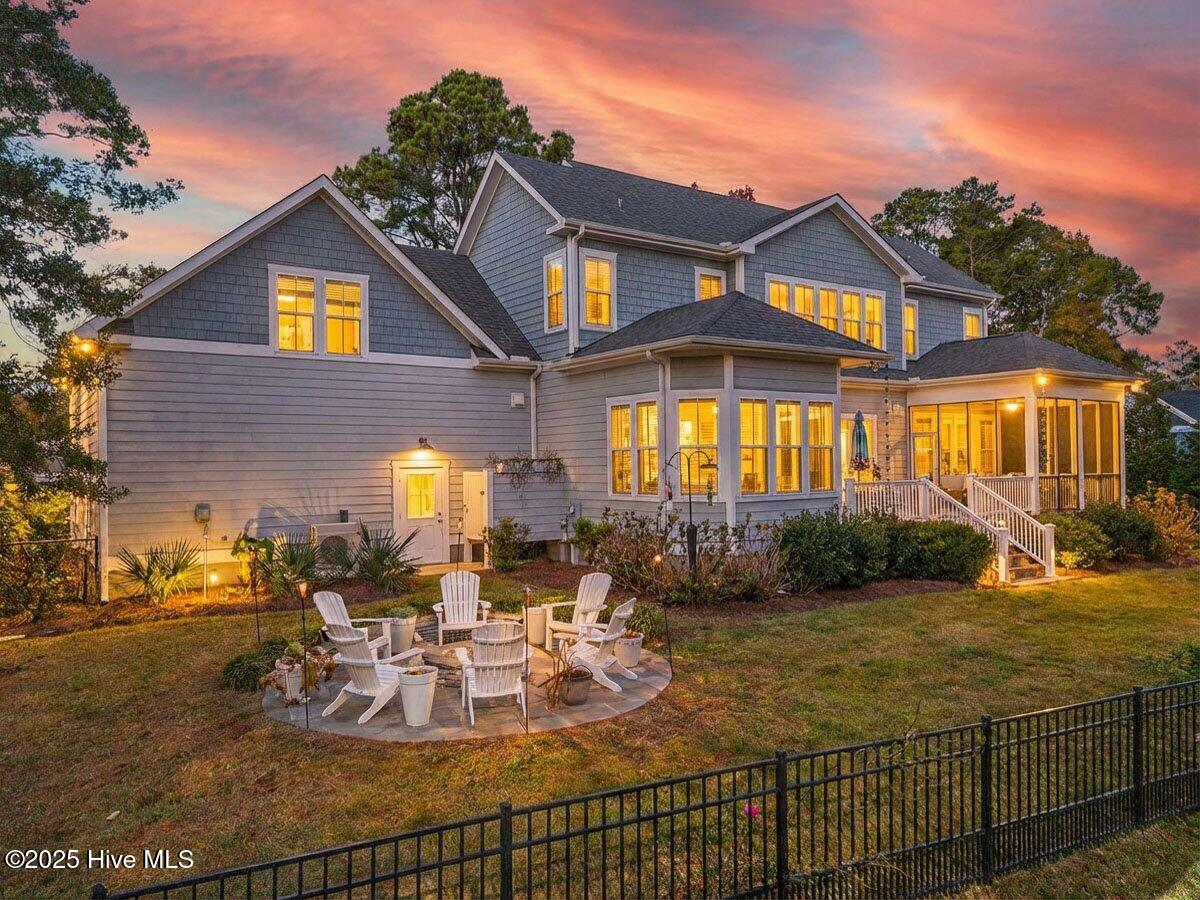 4308 Shelter Cove SE