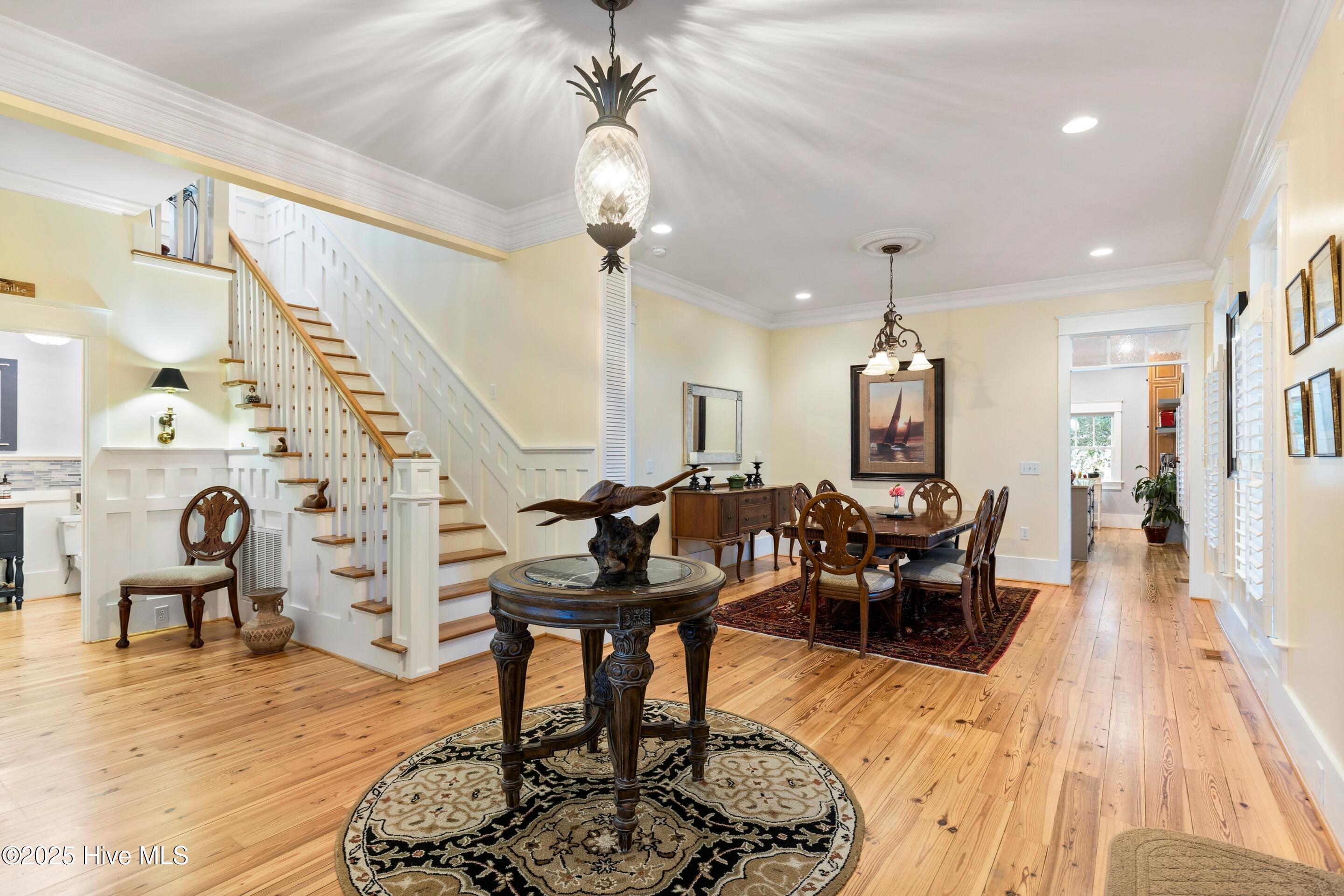 116 SW Yacht Drive