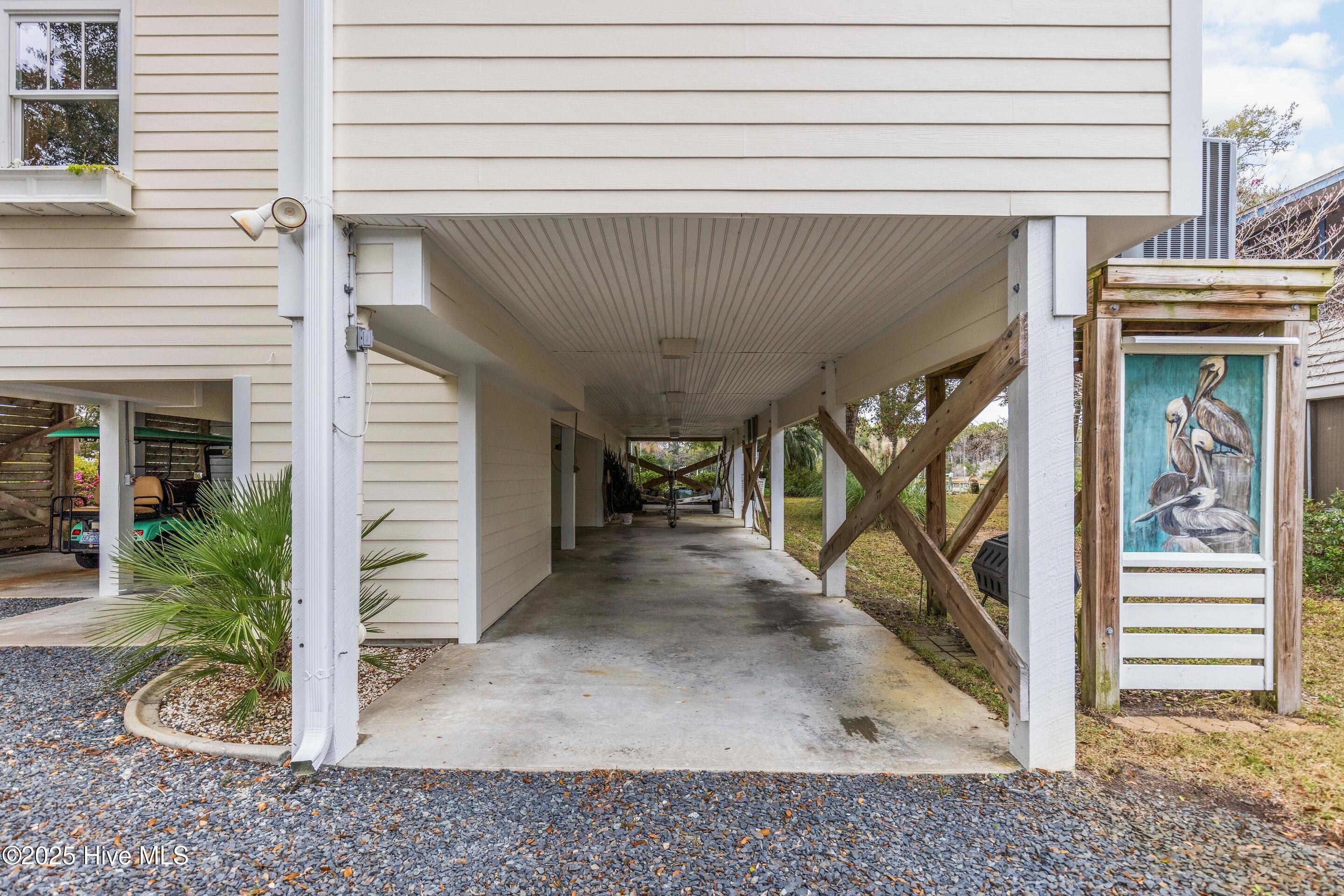 116 SW Yacht Drive