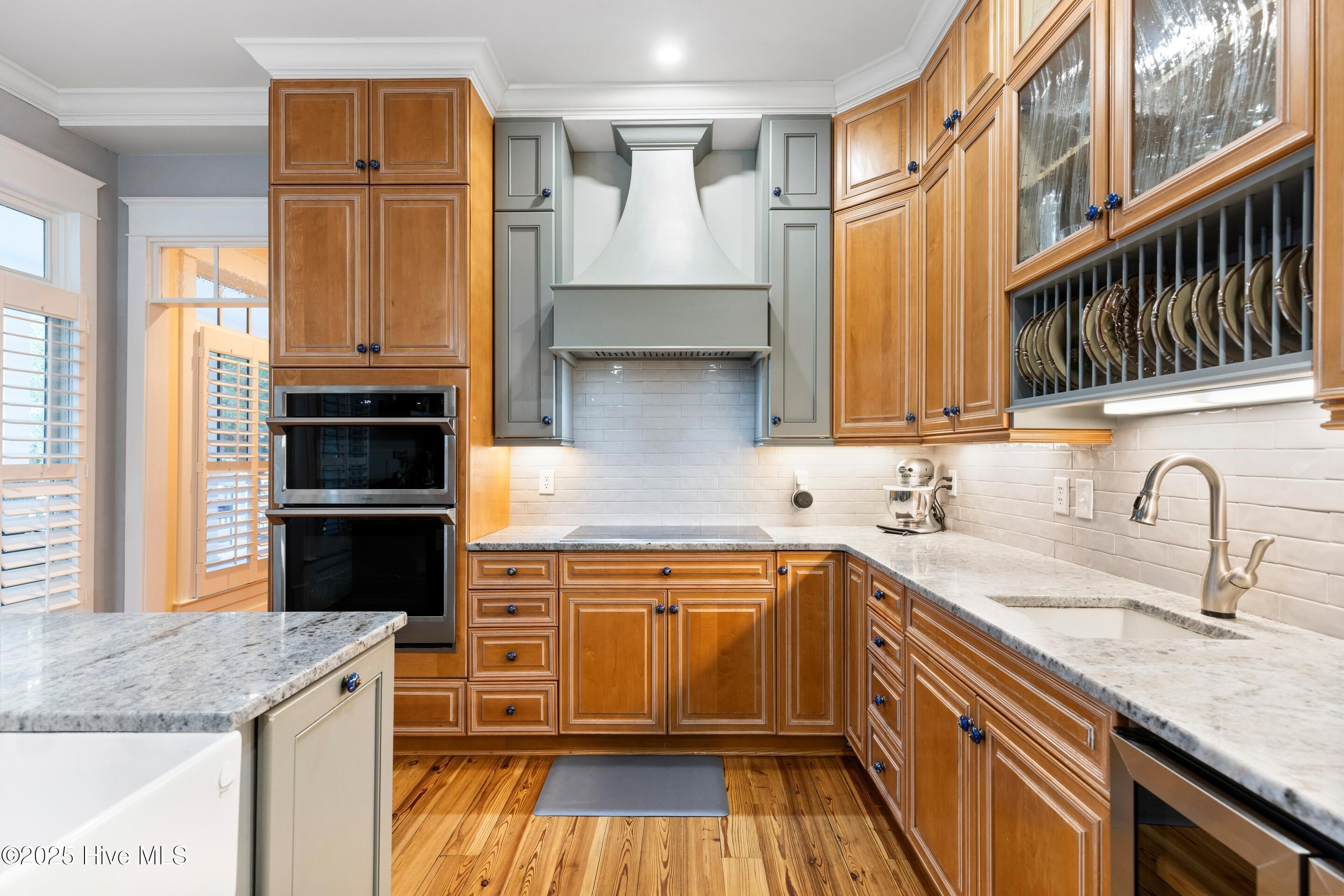 116 SW Yacht Drive