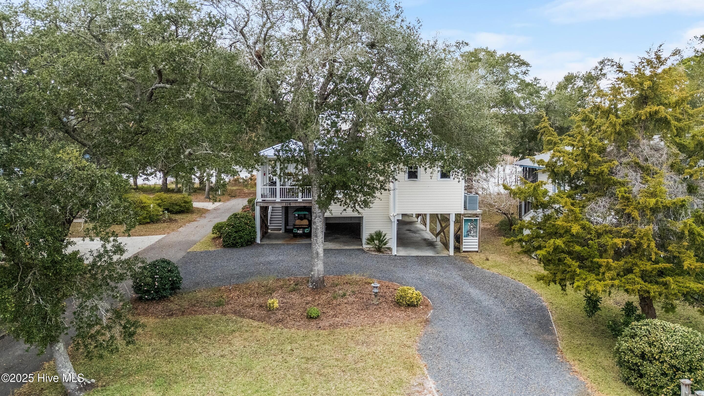 116 SW Yacht Drive