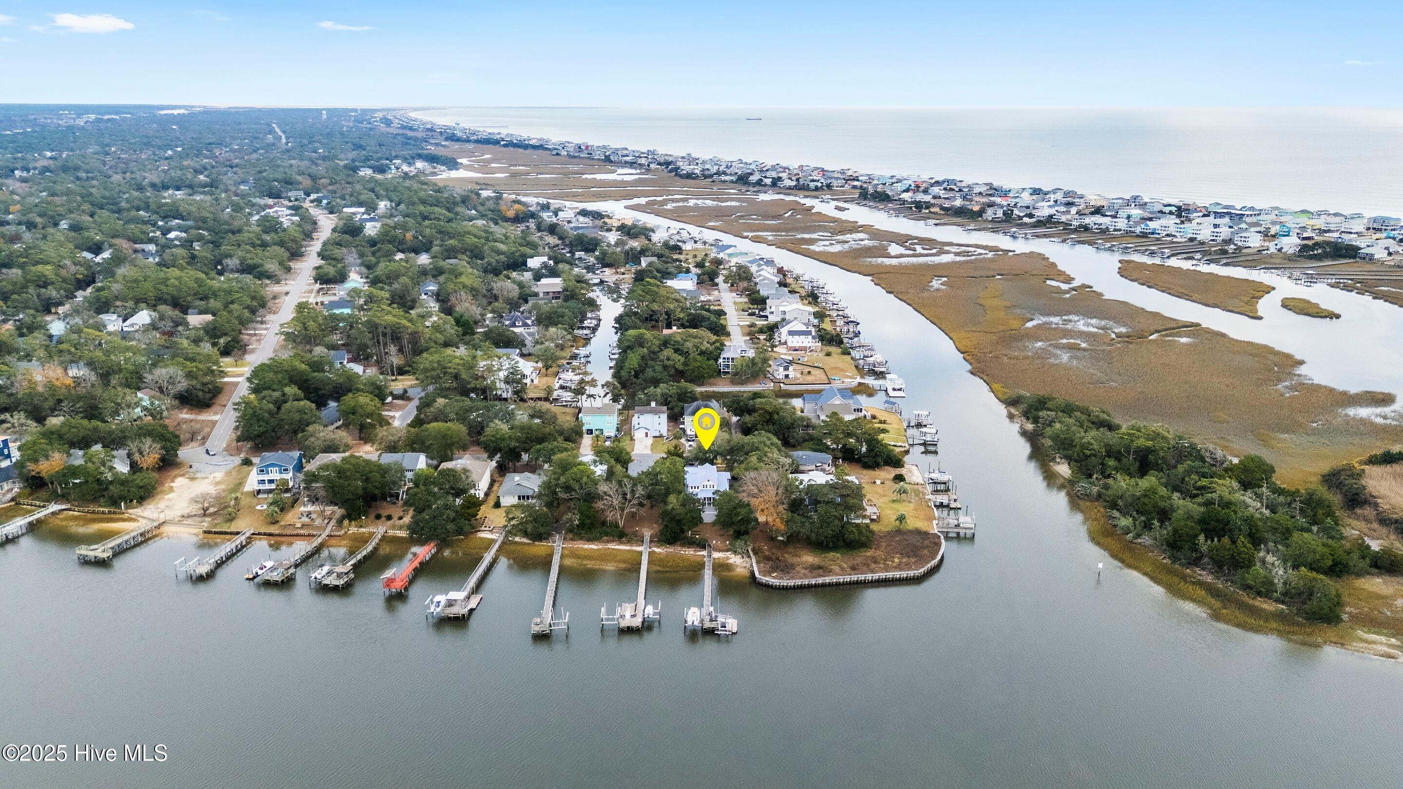 116 SW Yacht Drive