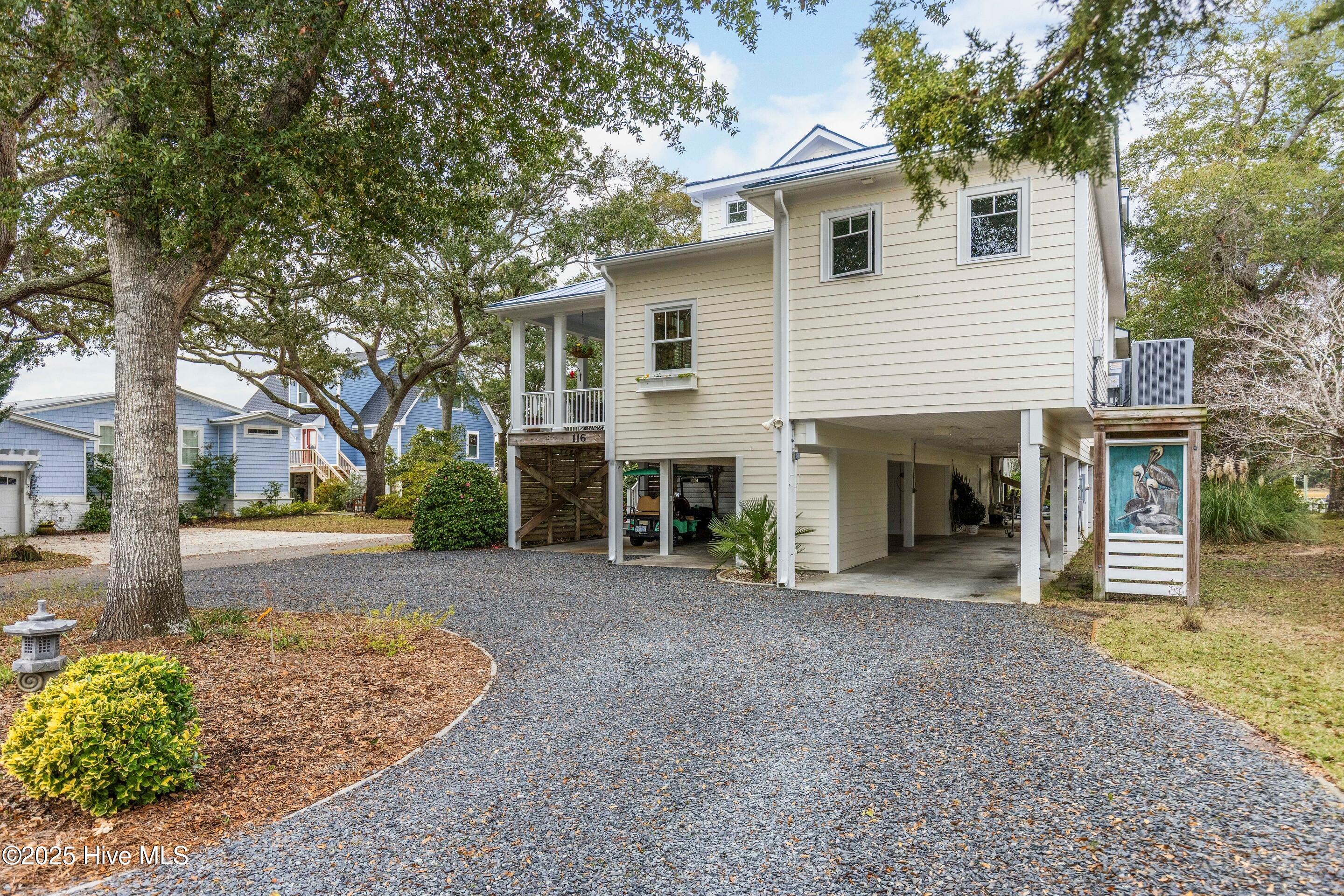 116 SW Yacht Drive