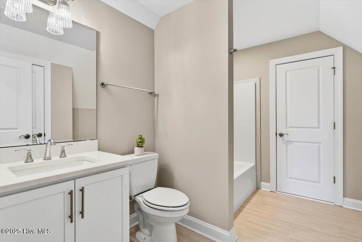 953 Ashburton Road SE