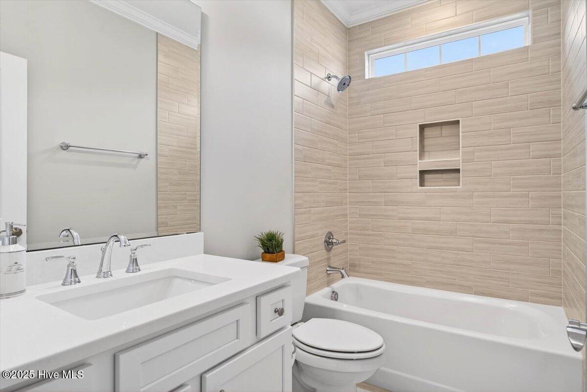 953 Ashburton Road SE