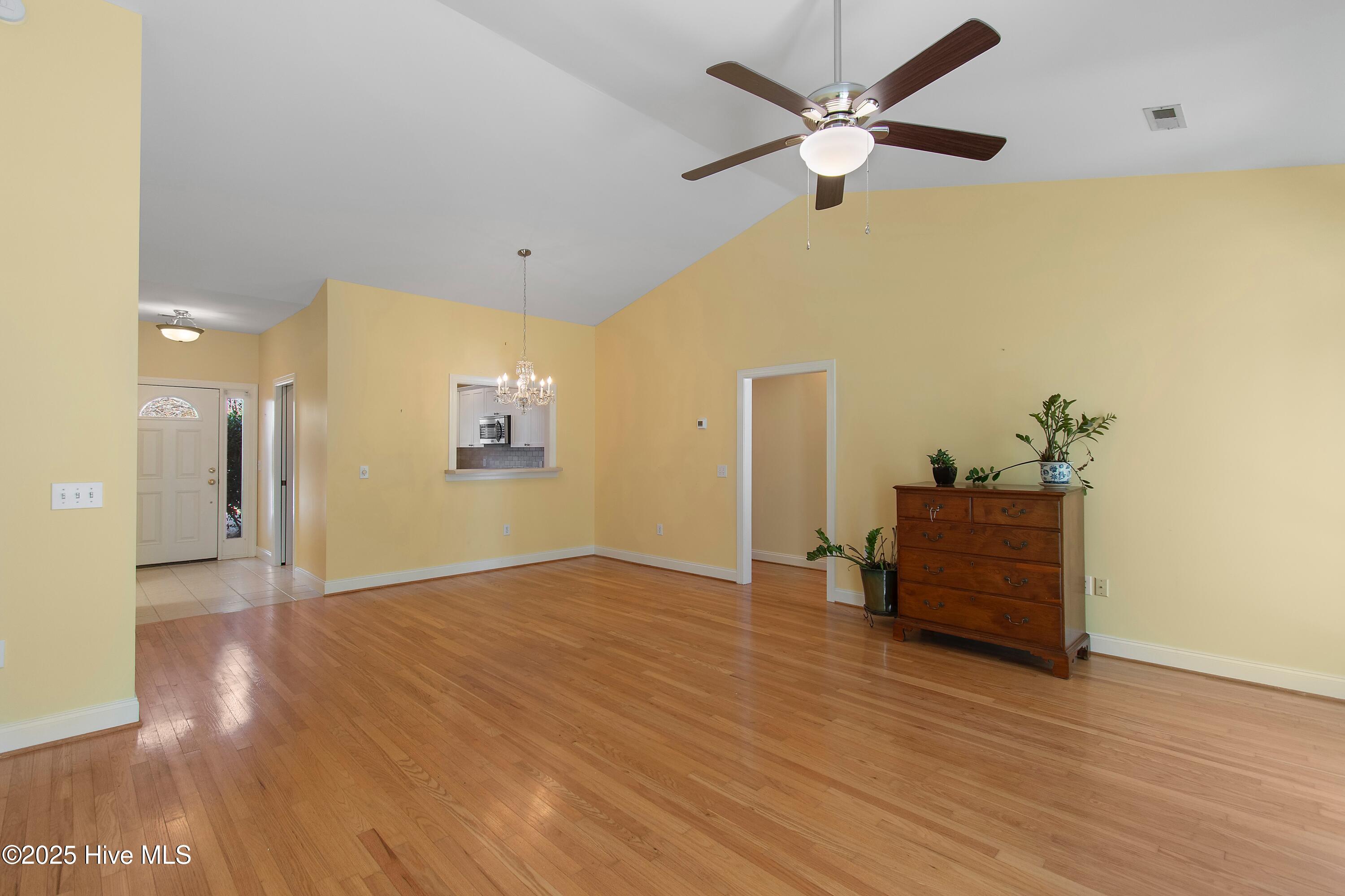 26 Forest Oaks Drive