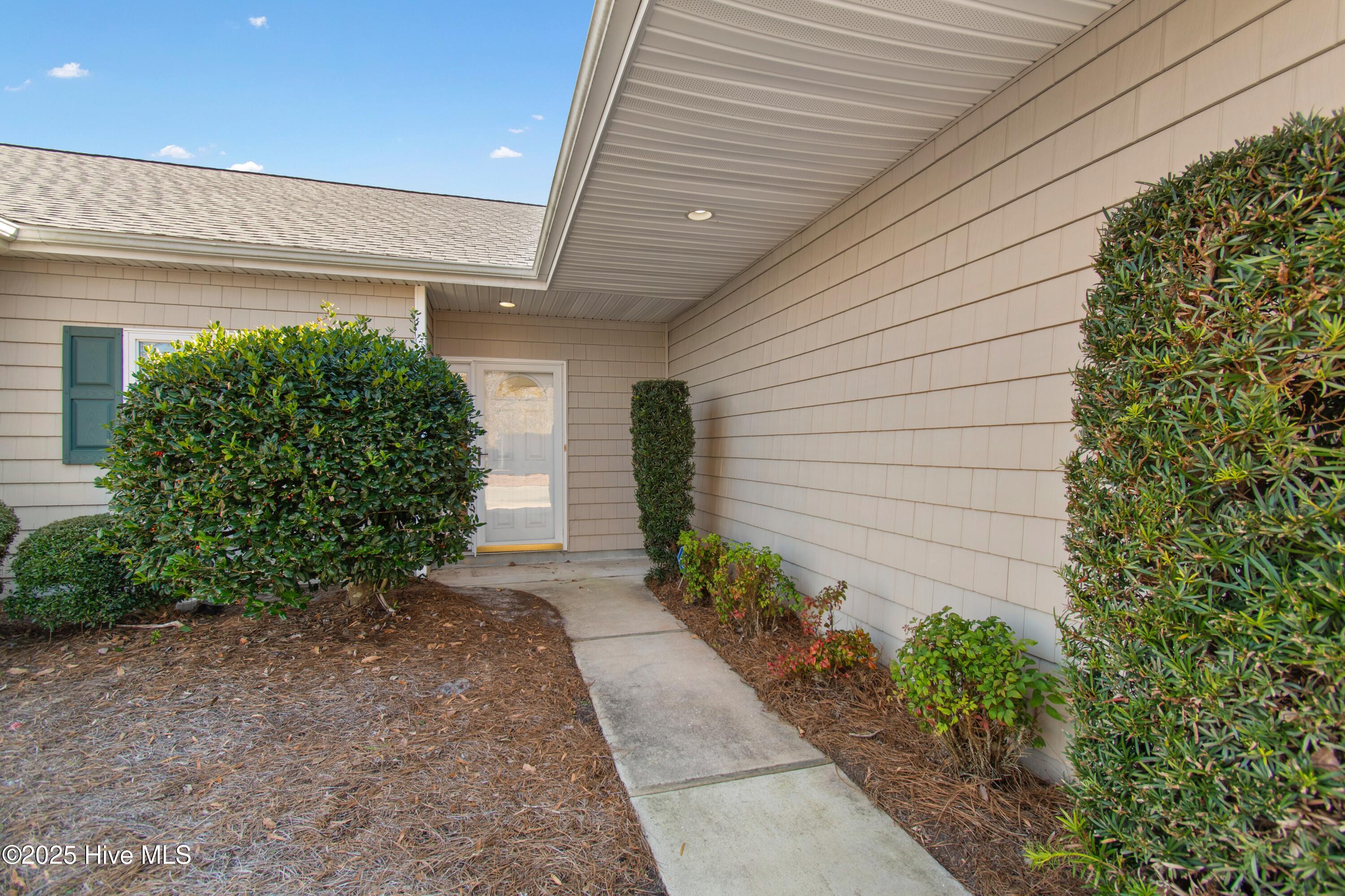 26 Forest Oaks Drive