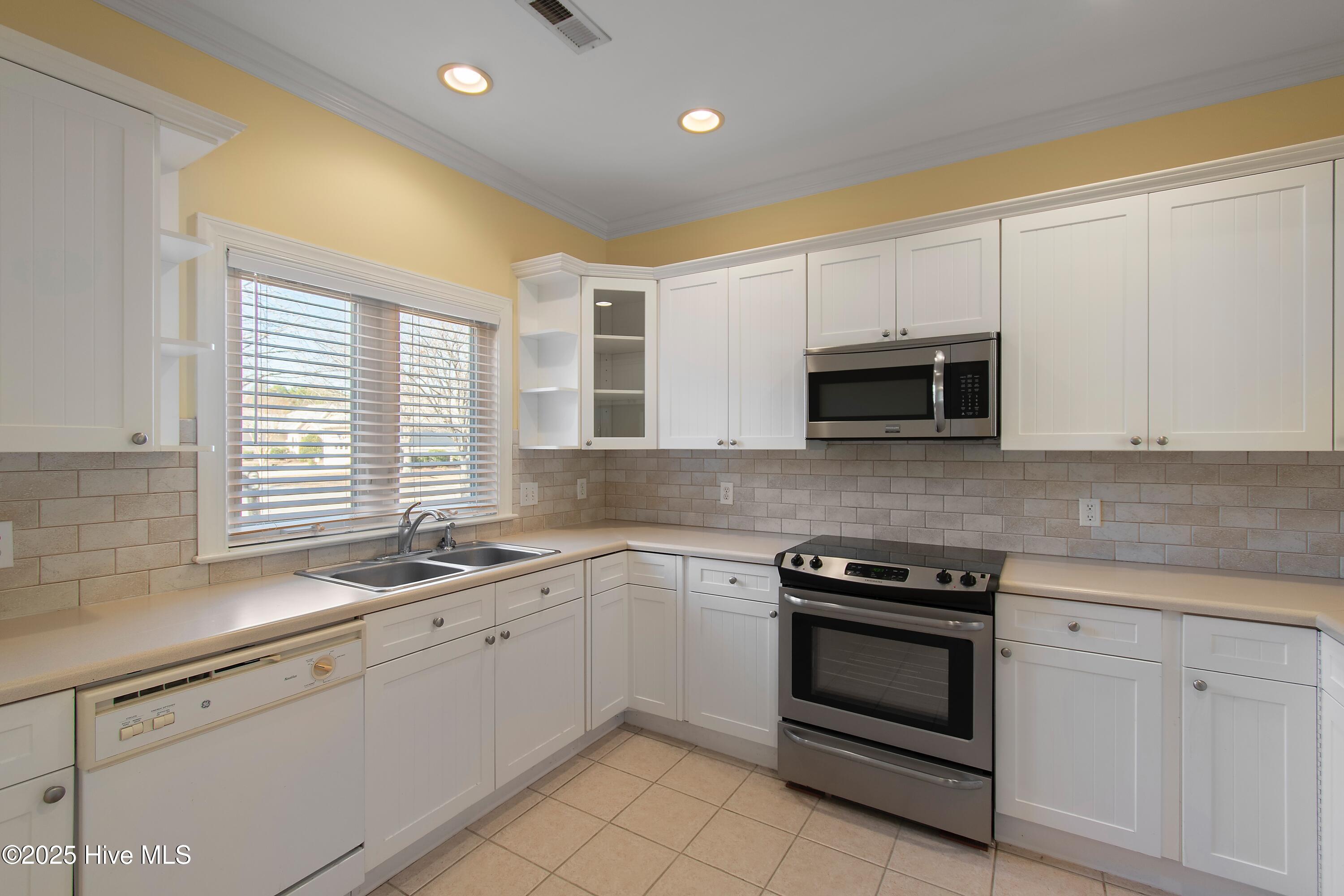 26 Forest Oaks Drive