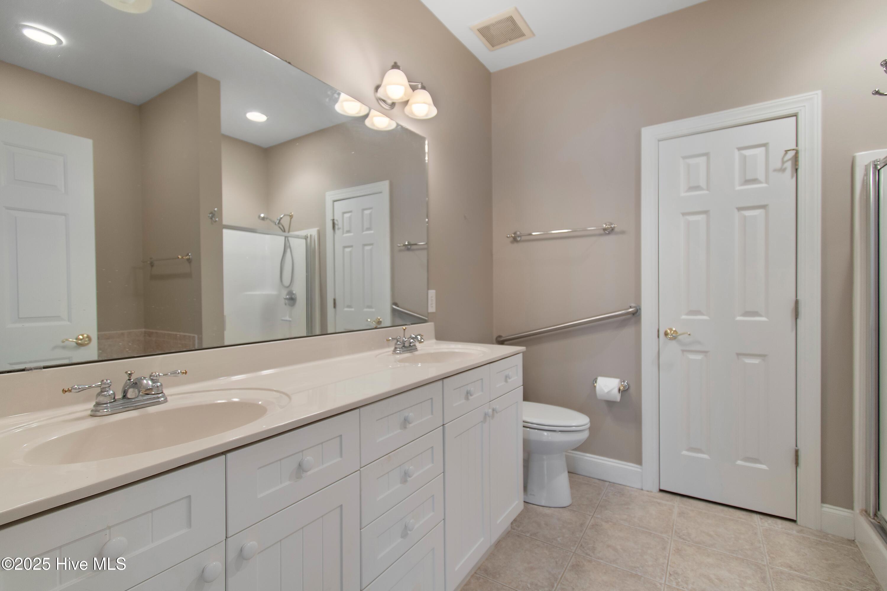 26 Forest Oaks Drive