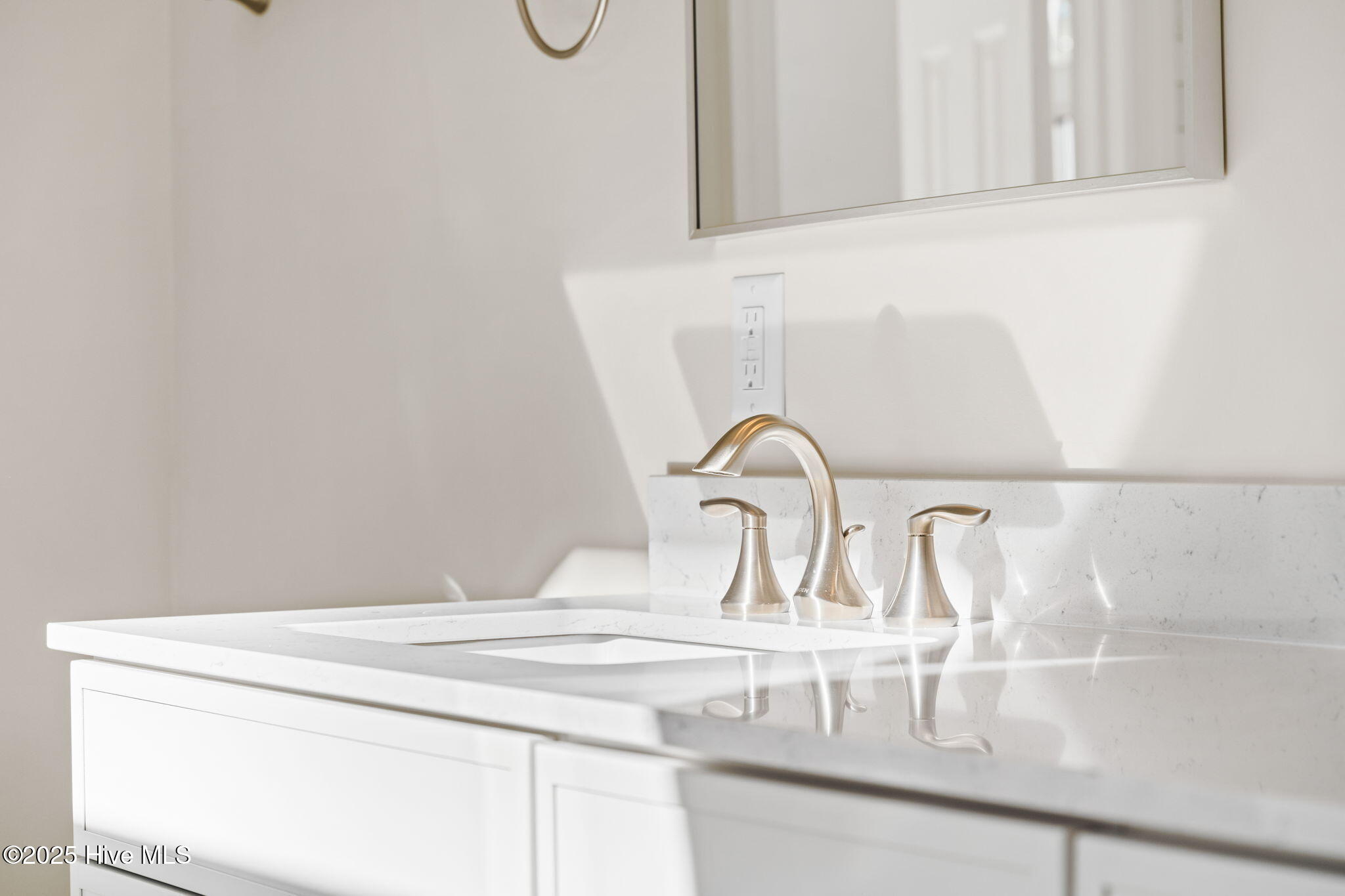 3223 St Andrews Circle SE