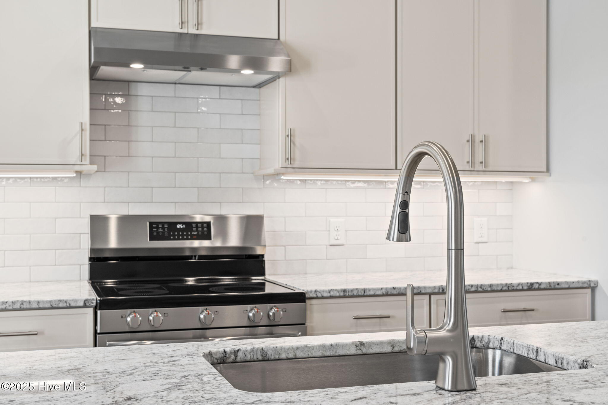 3223 St Andrews Circle SE