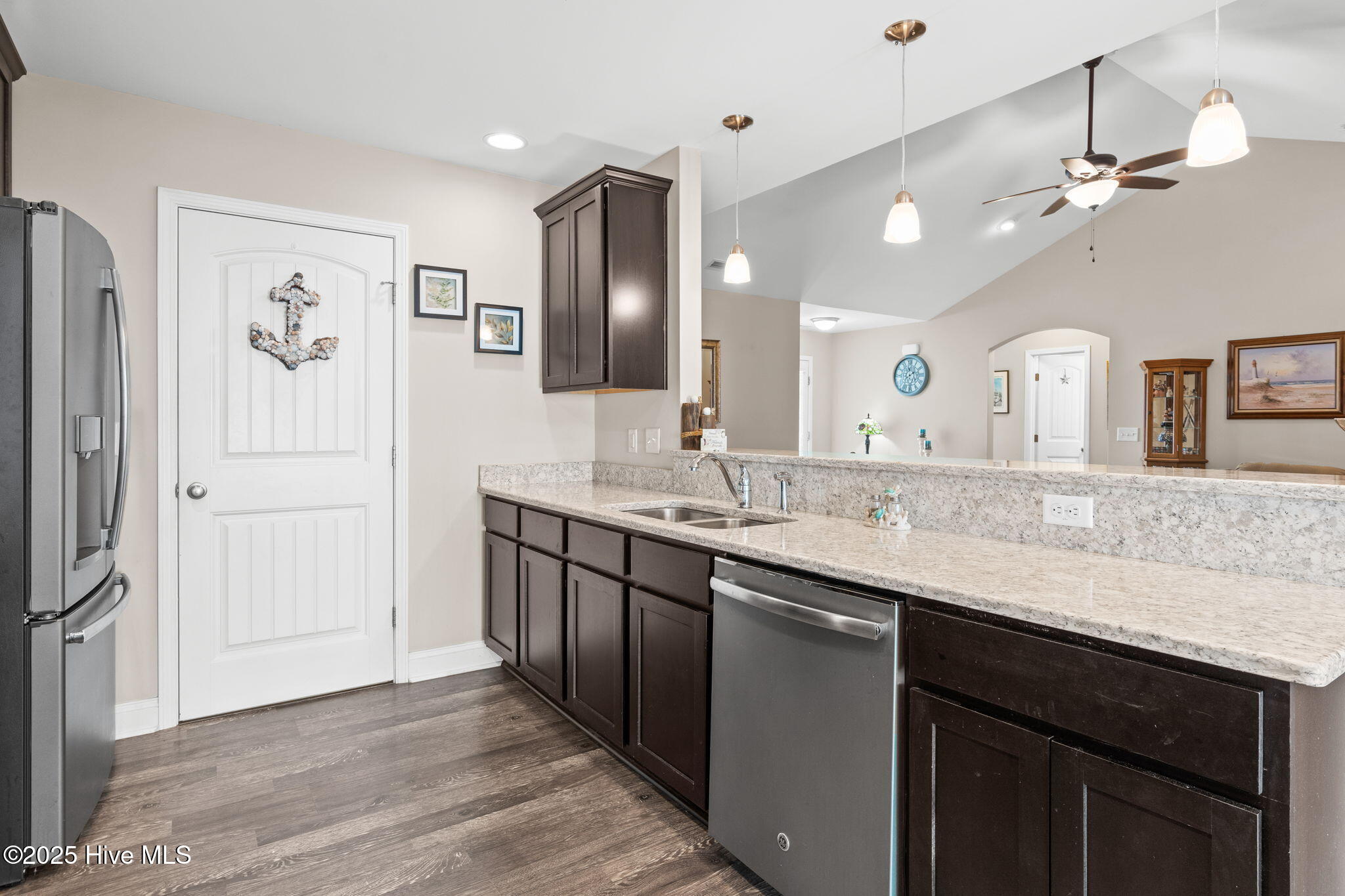 4431 Maritime Oak Drive SE