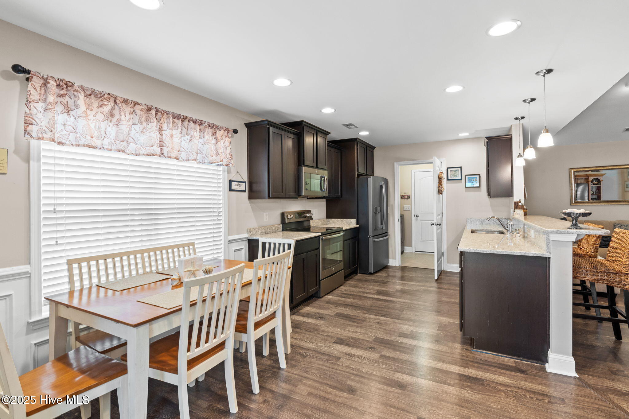 4431 Maritime Oak Drive SE