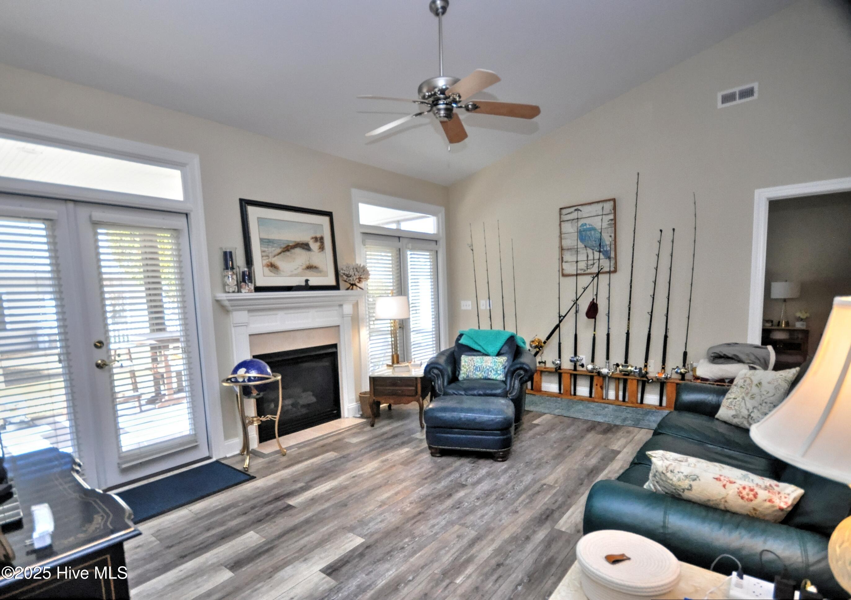 37 Forest Oaks Drive