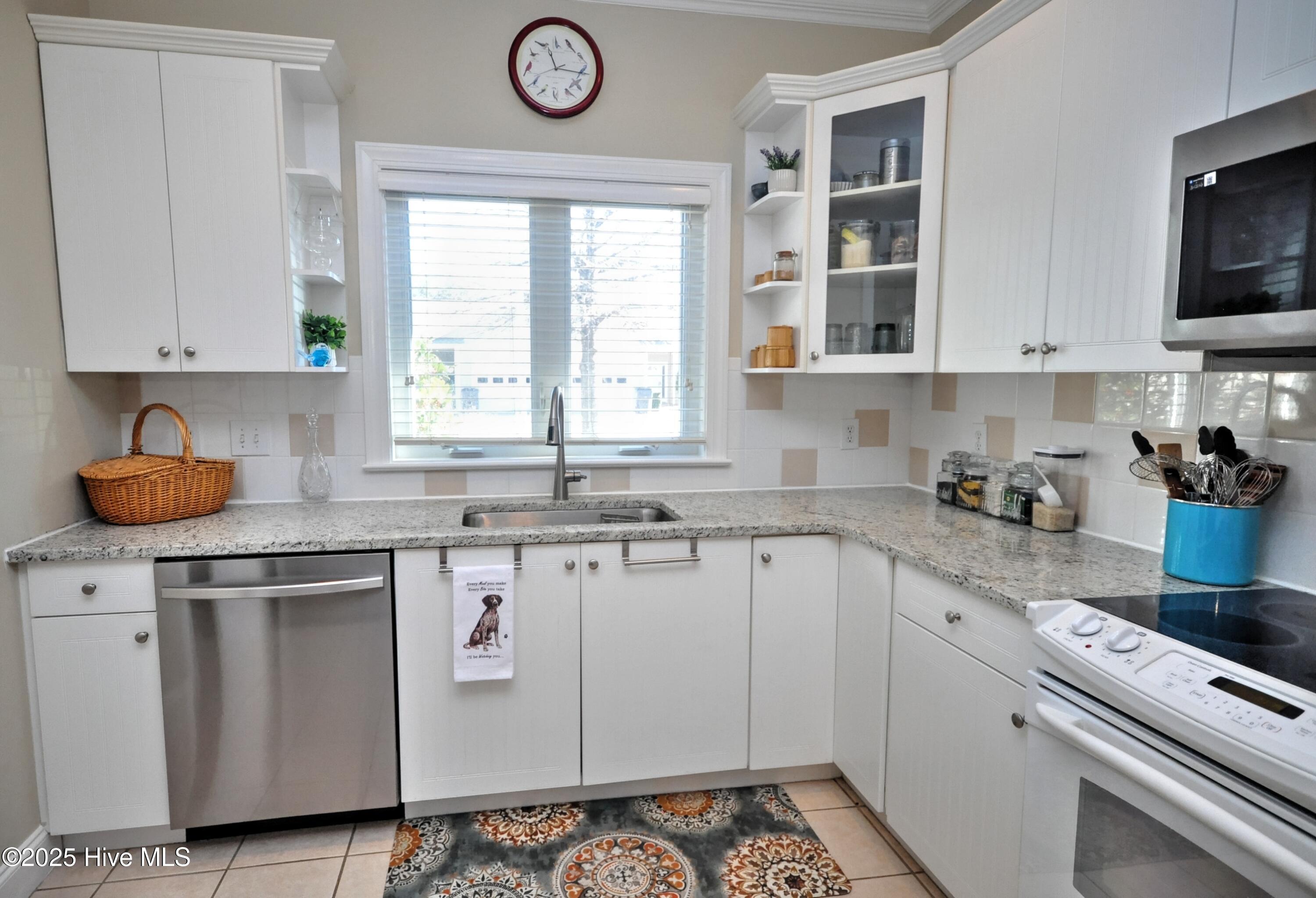 37 Forest Oaks Drive