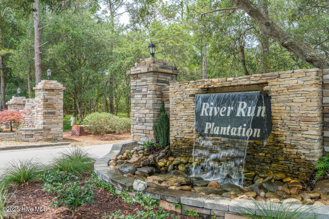 633 63 Pelican Circle SE