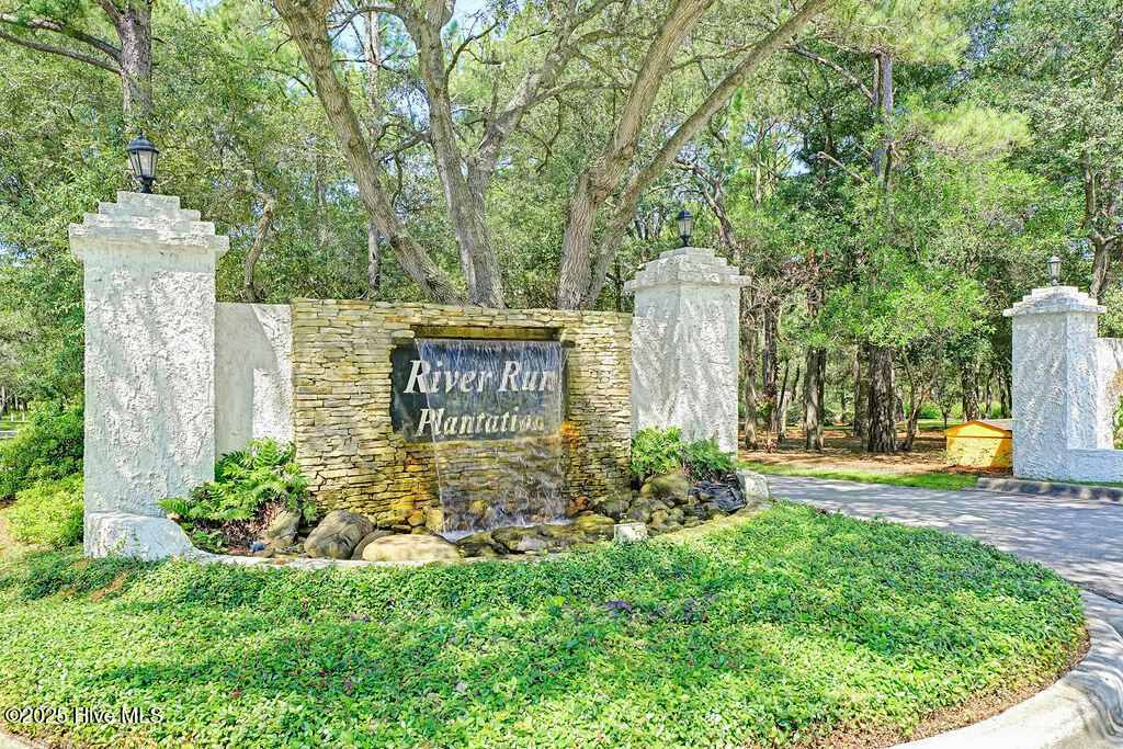 633 63 Pelican Circle SE