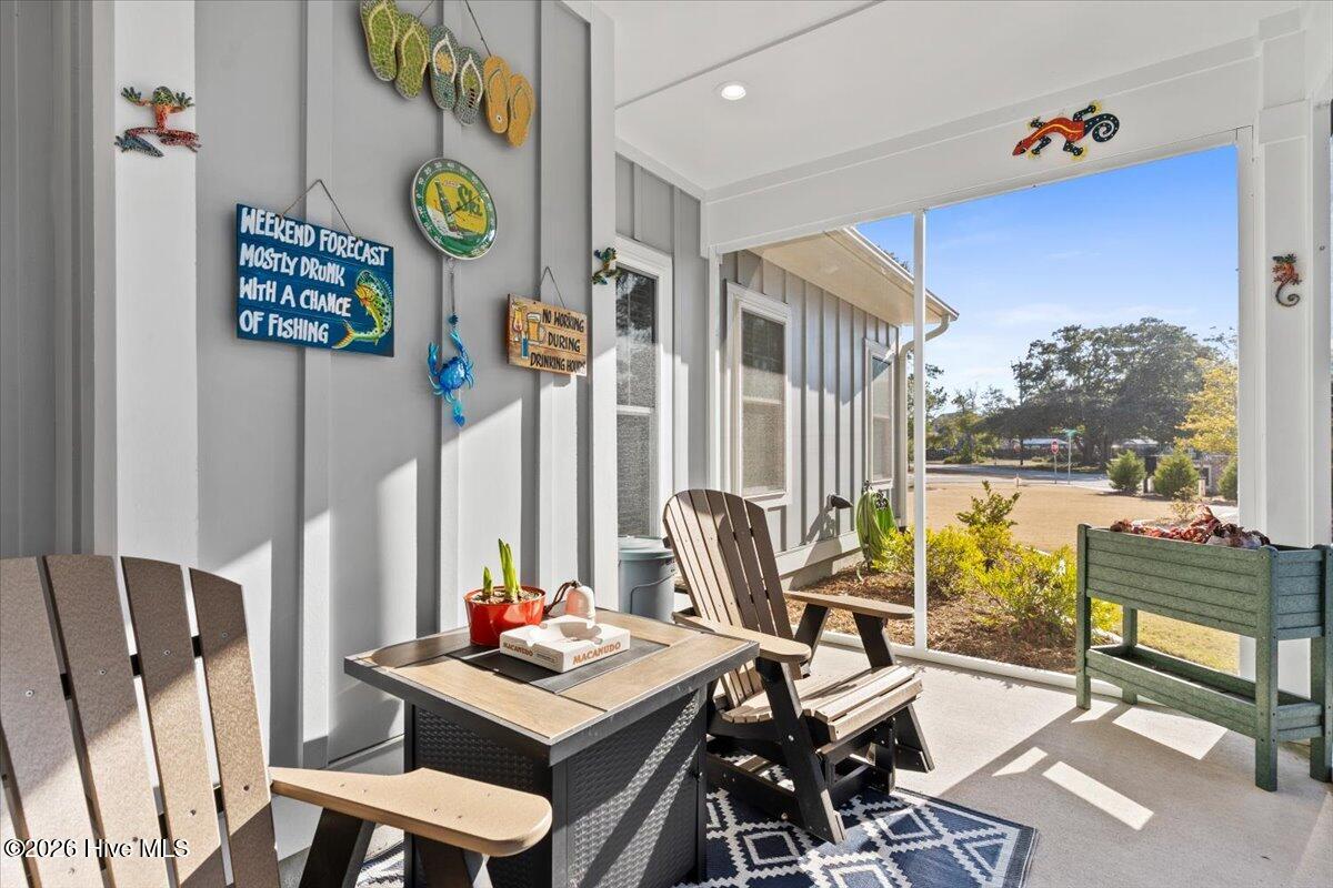 458 Raven Glen Drive