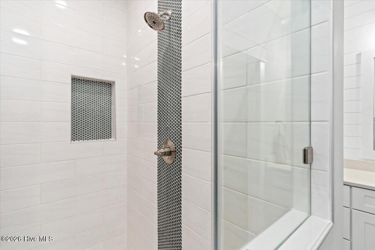 458 Raven Glen Drive