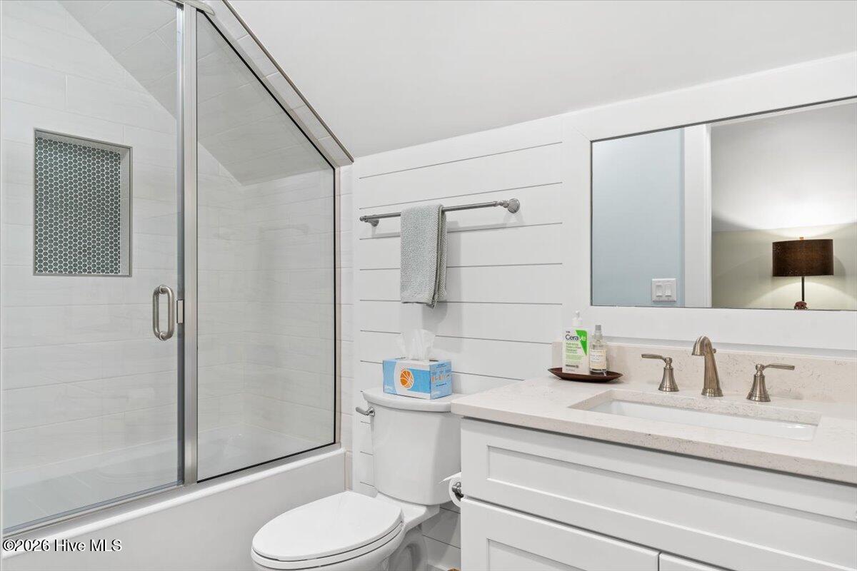 458 Raven Glen Drive