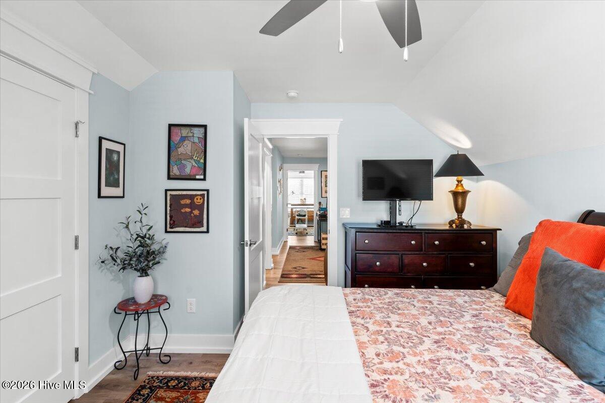 458 Raven Glen Drive