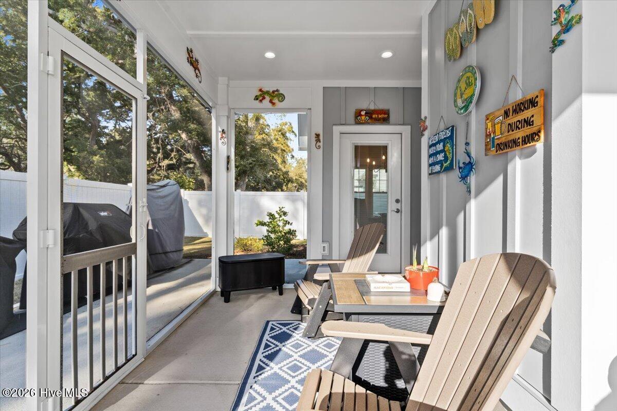 458 Raven Glen Drive