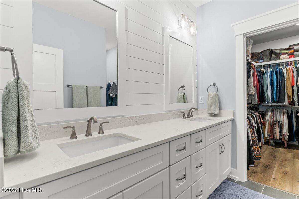 458 Raven Glen Drive