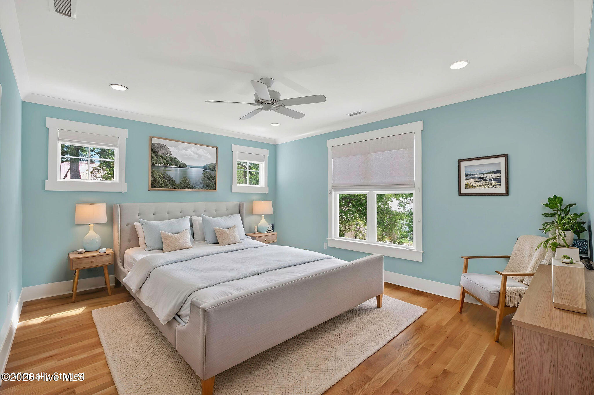 229 NE 43rd Street