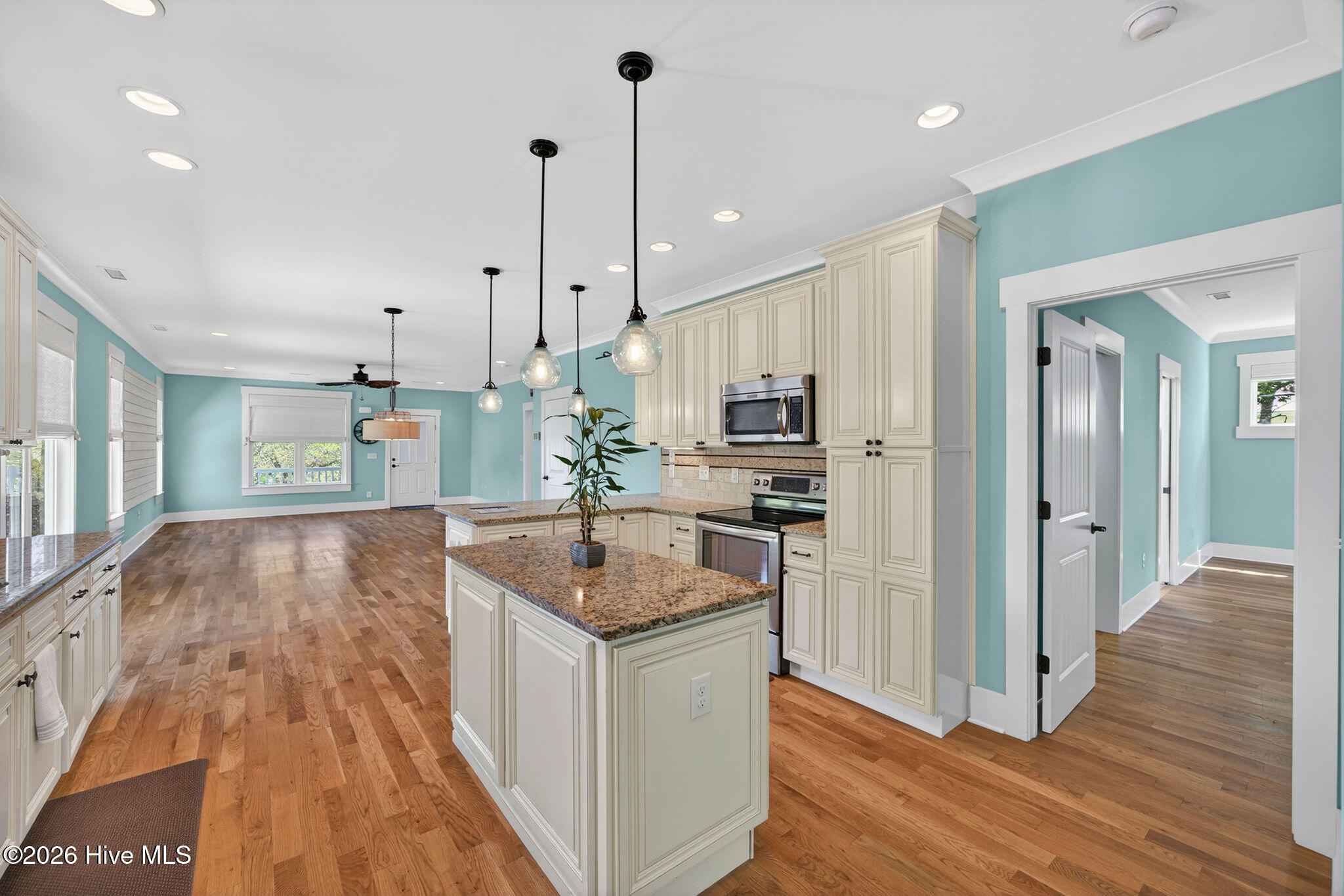 229 NE 43rd Street