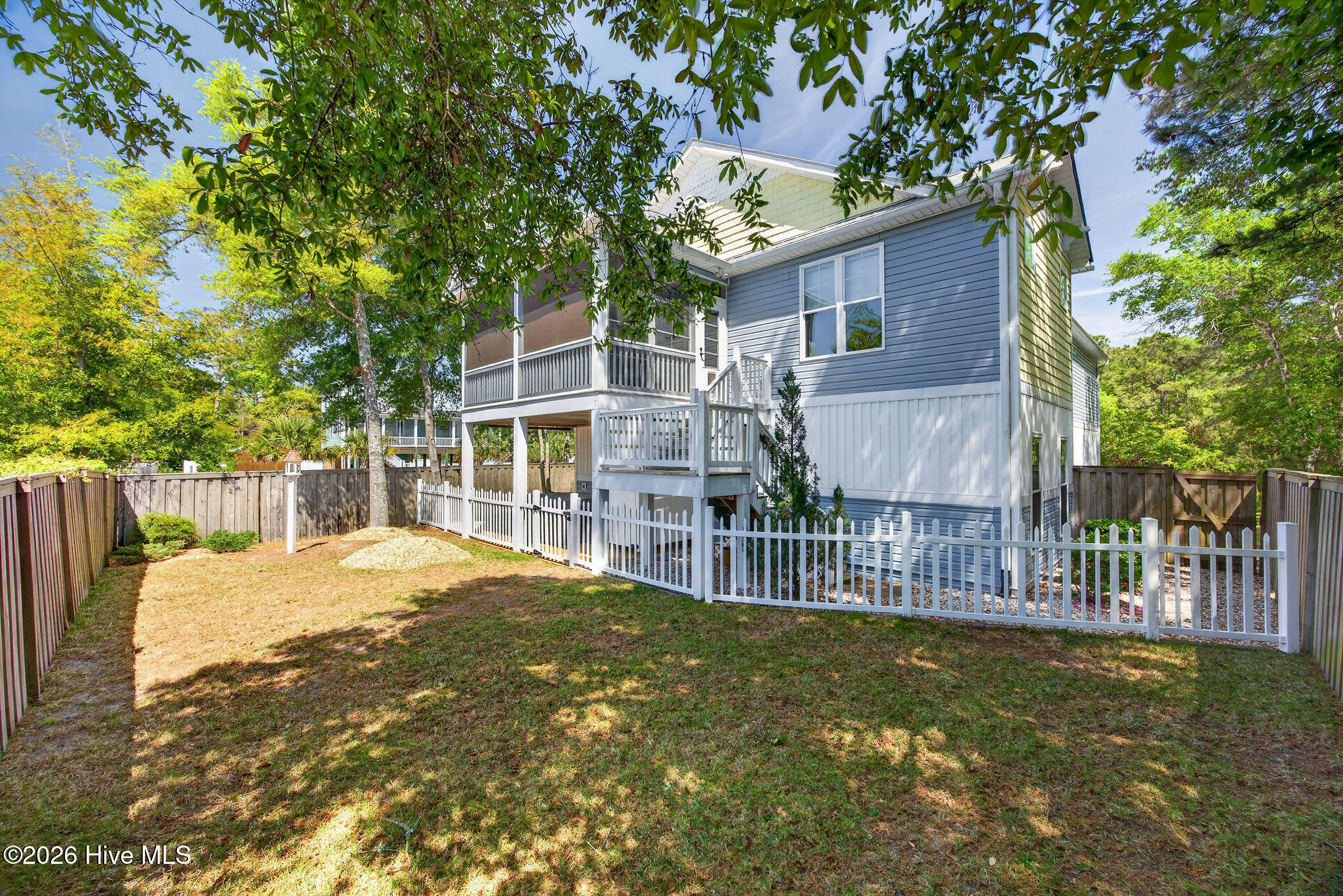 229 NE 43rd Street