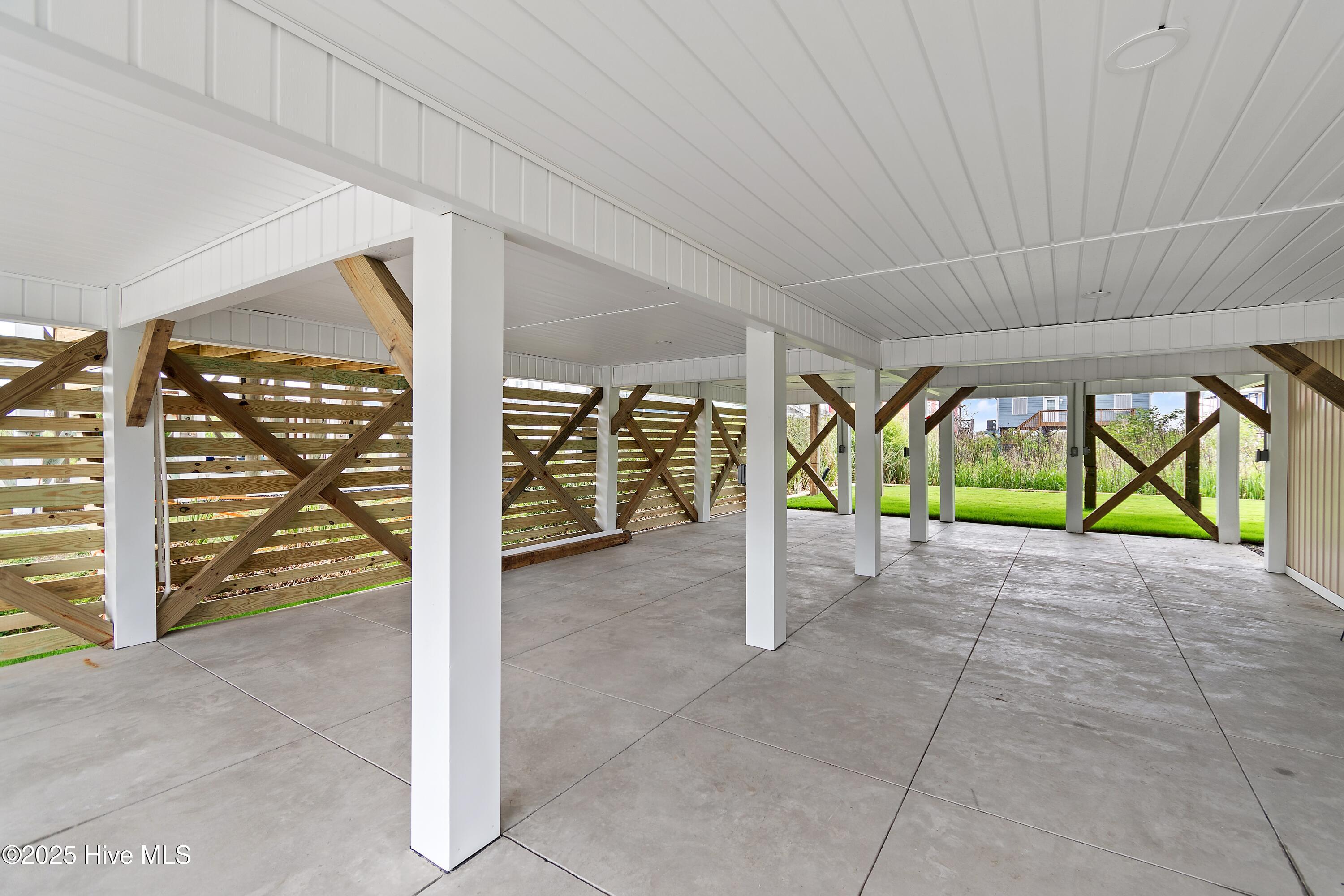 5515 E Pelican Drive