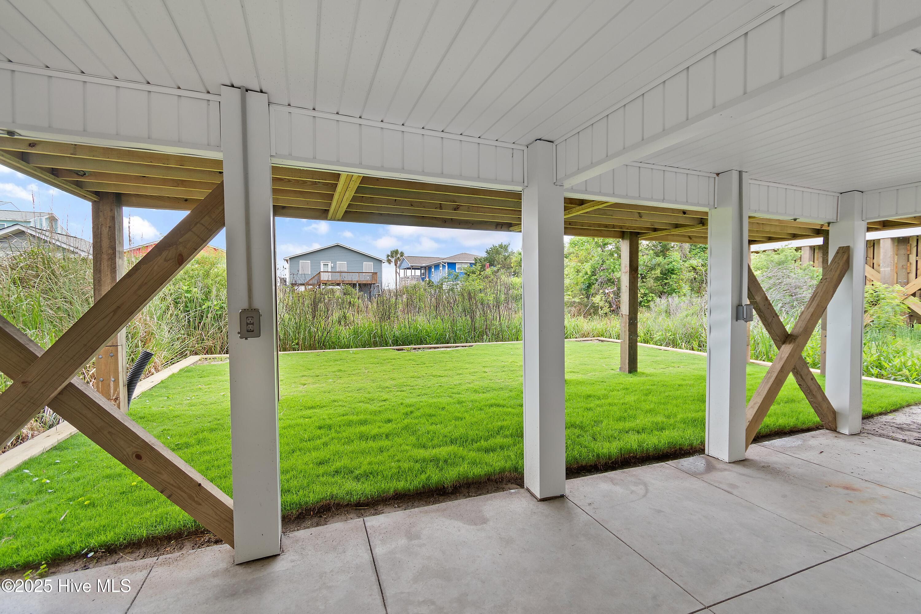 5515 E Pelican Drive