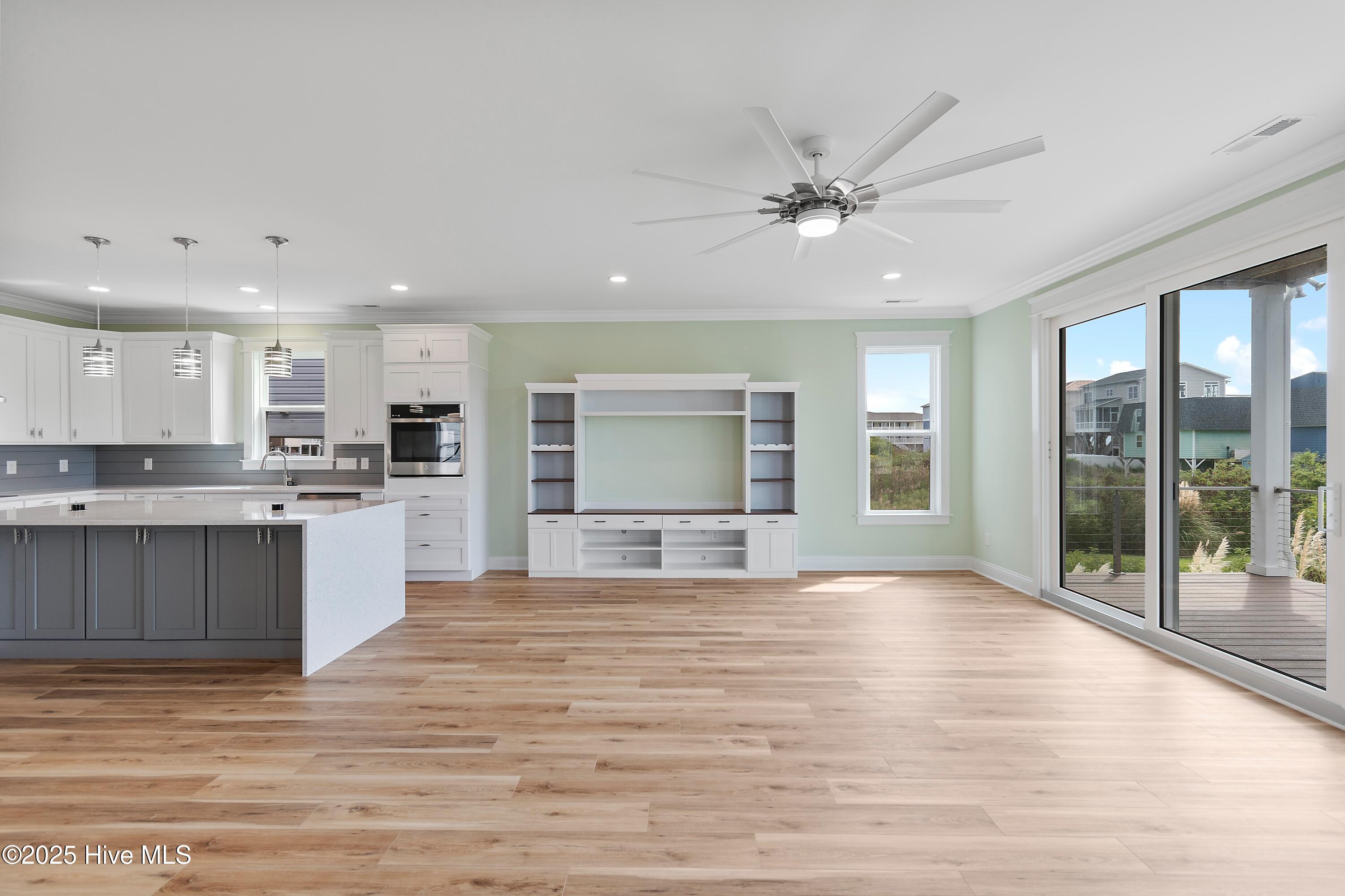 5515 E Pelican Drive