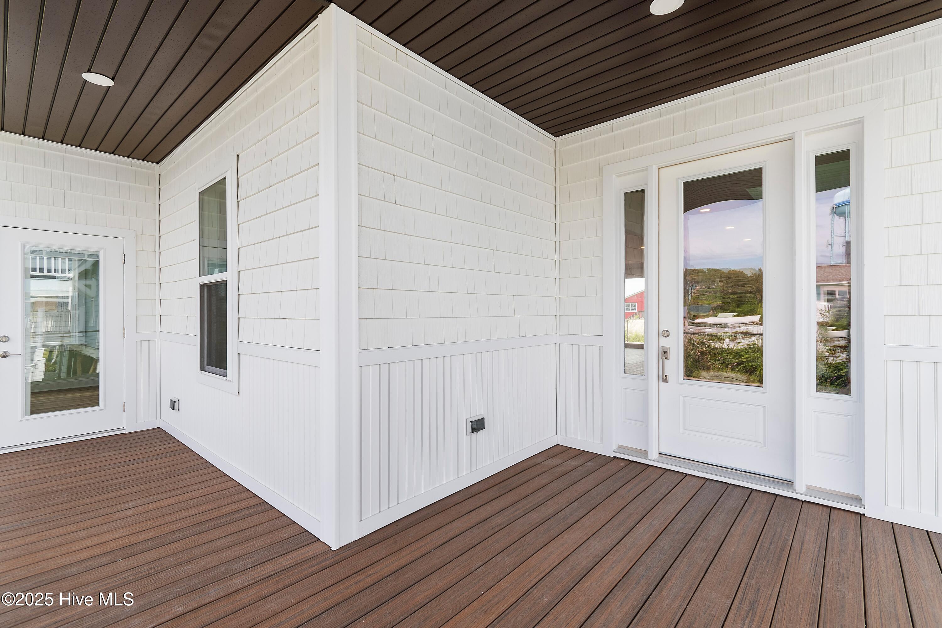 5515 E Pelican Drive