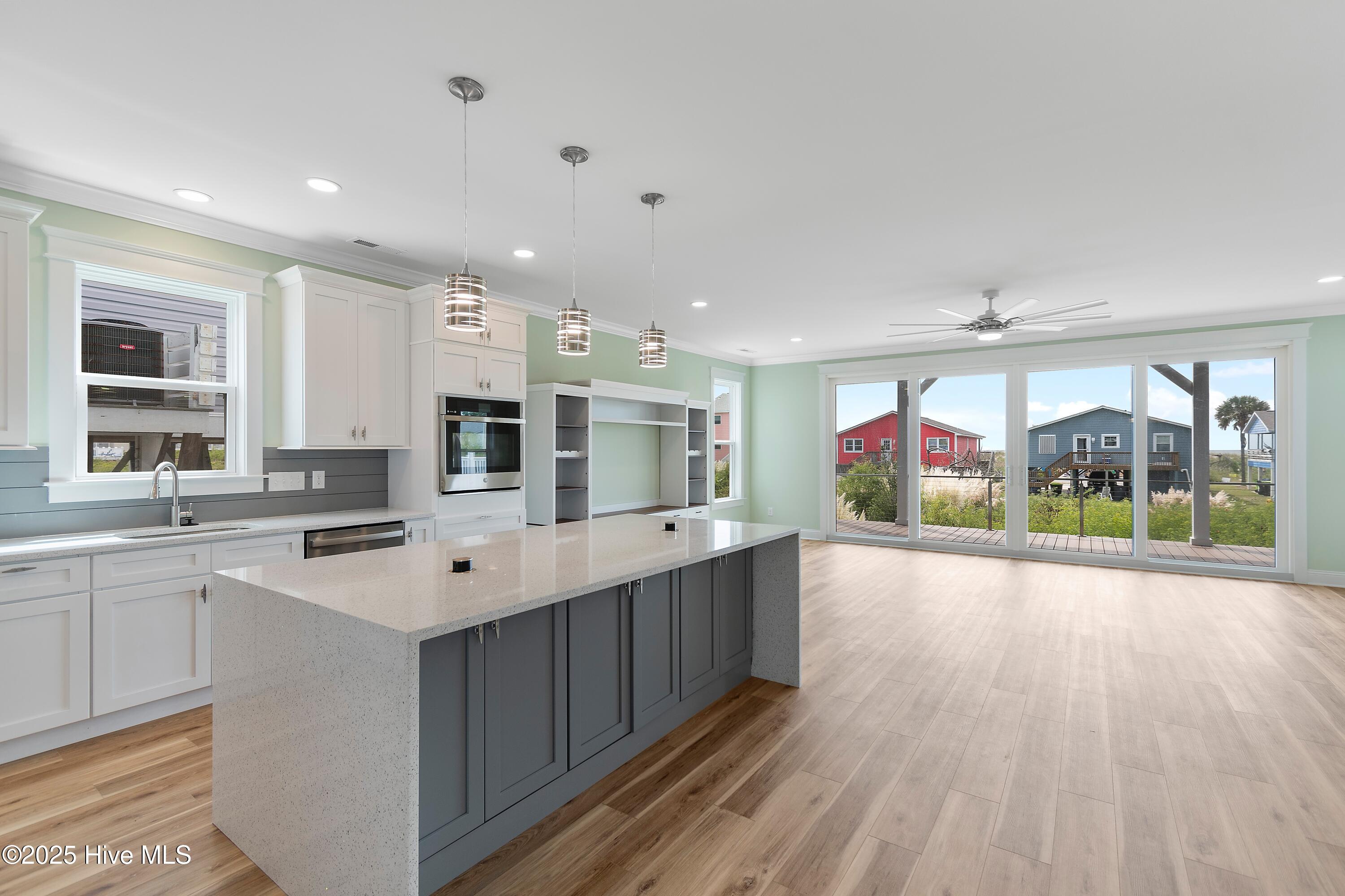 5515 E Pelican Drive