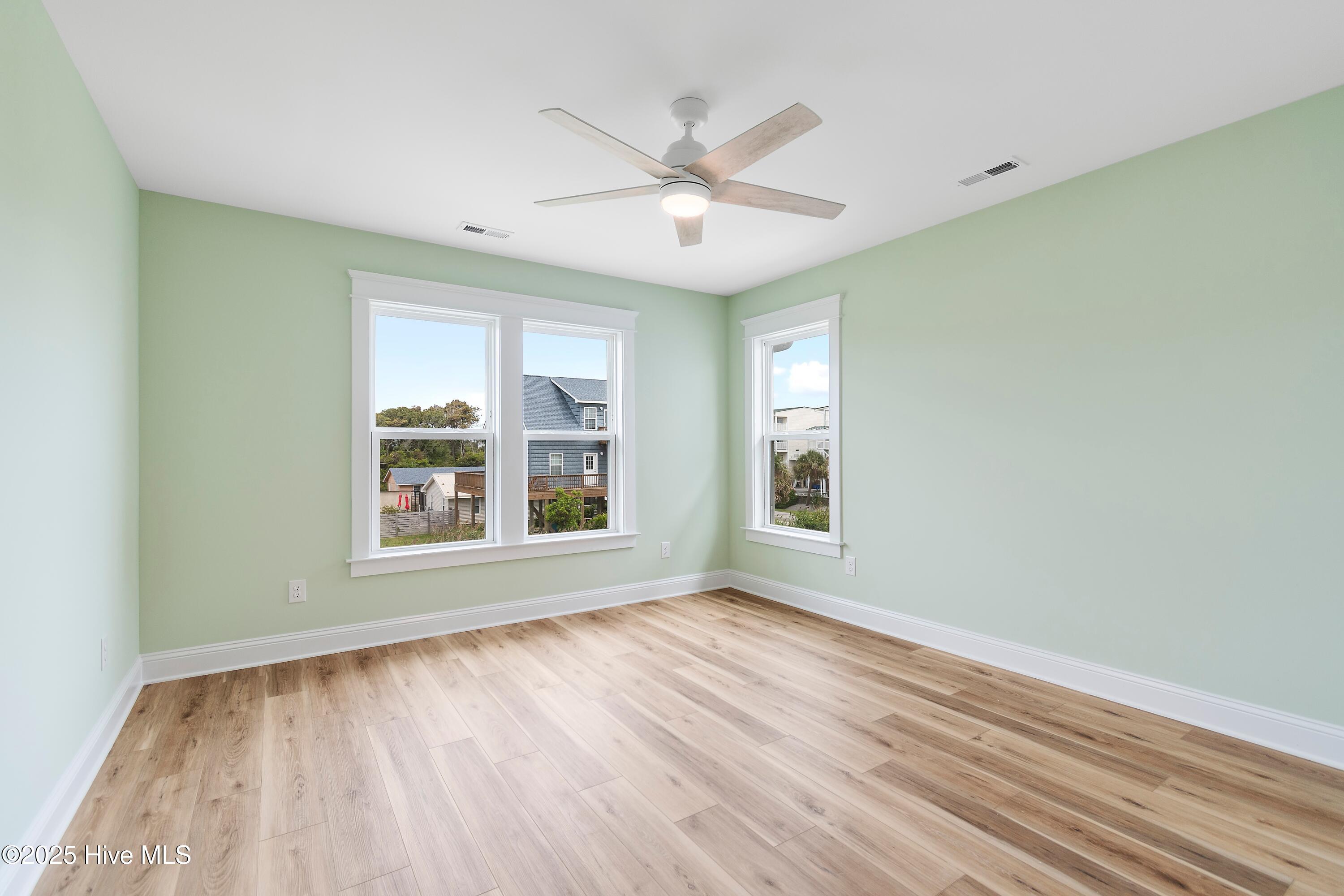 5515 E Pelican Drive