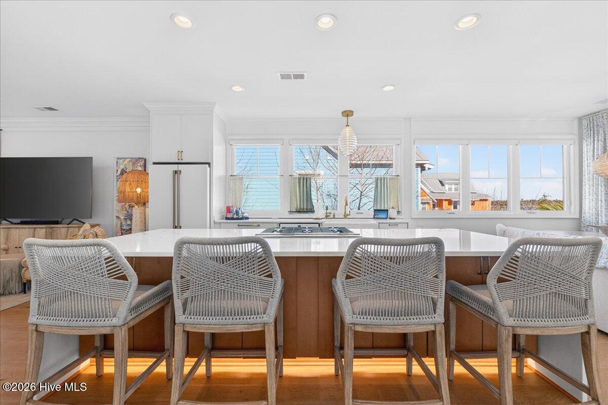 102 Lucas Cove