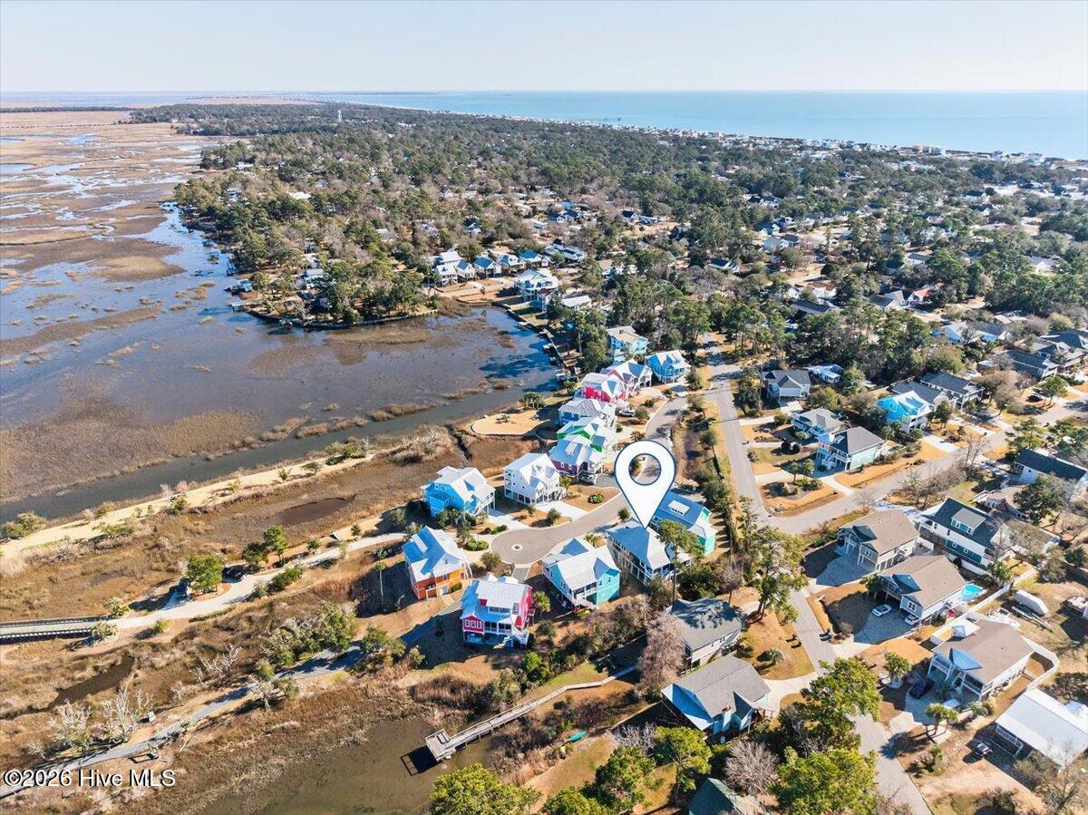 102 Lucas Cove