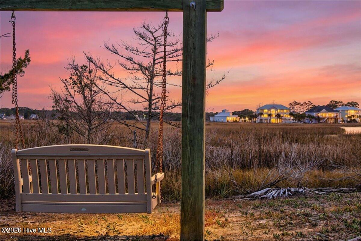 102 Lucas Cove