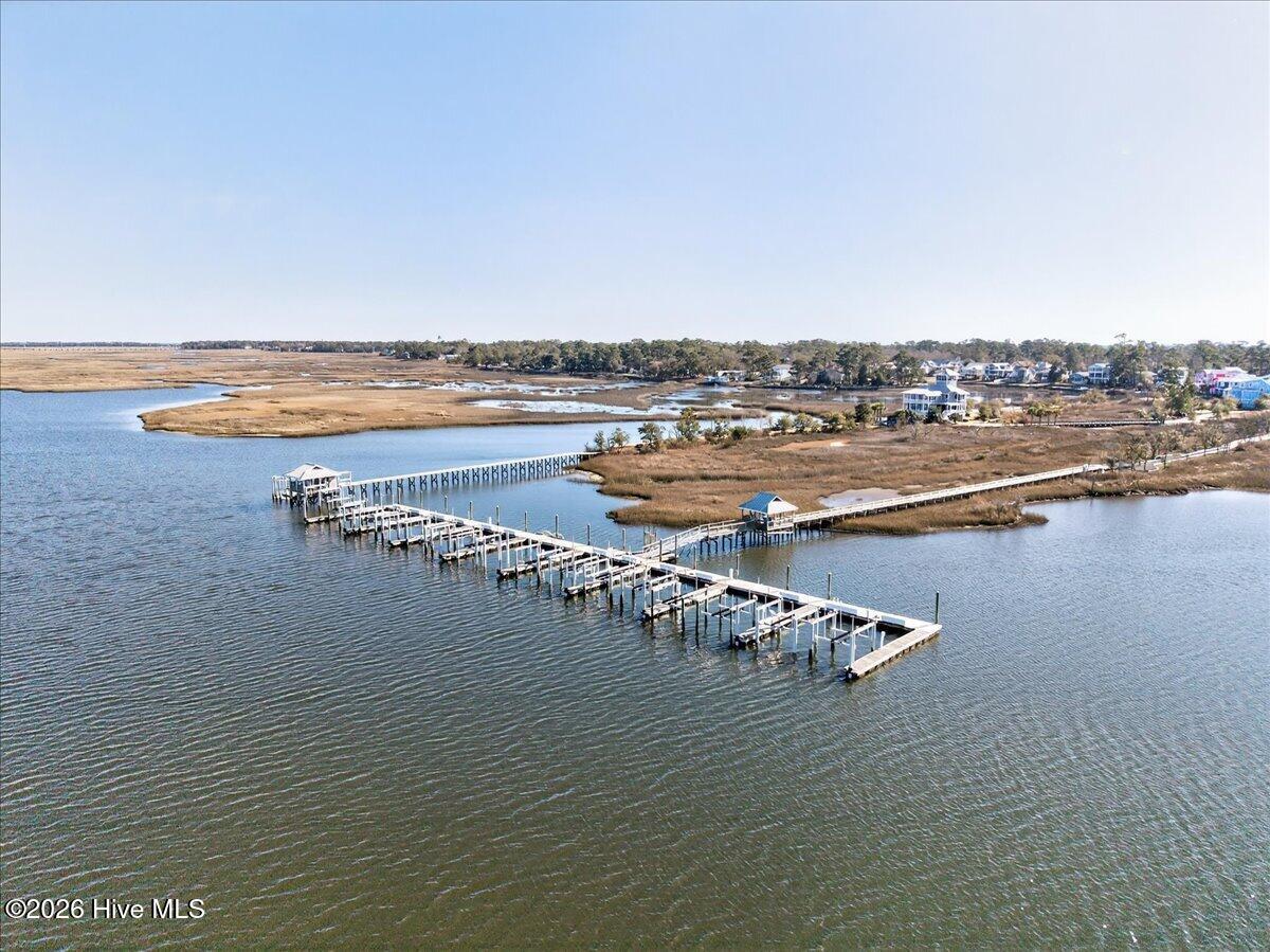 102 Lucas Cove
