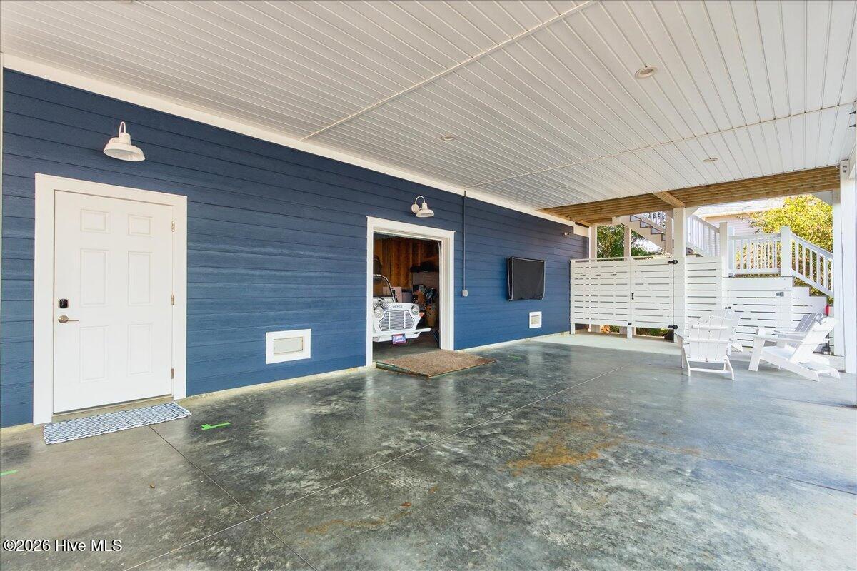 102 Lucas Cove