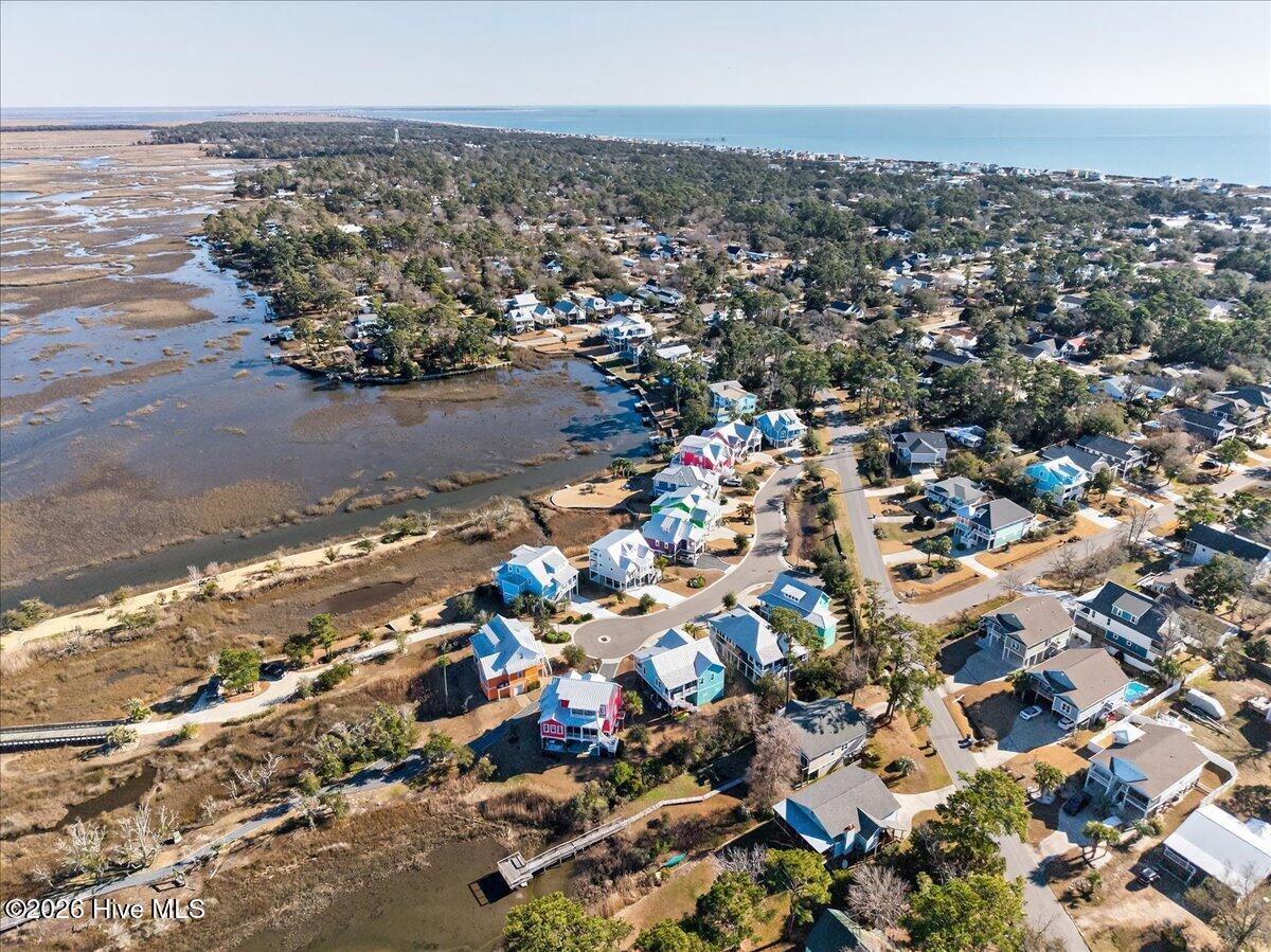 102 Lucas Cove