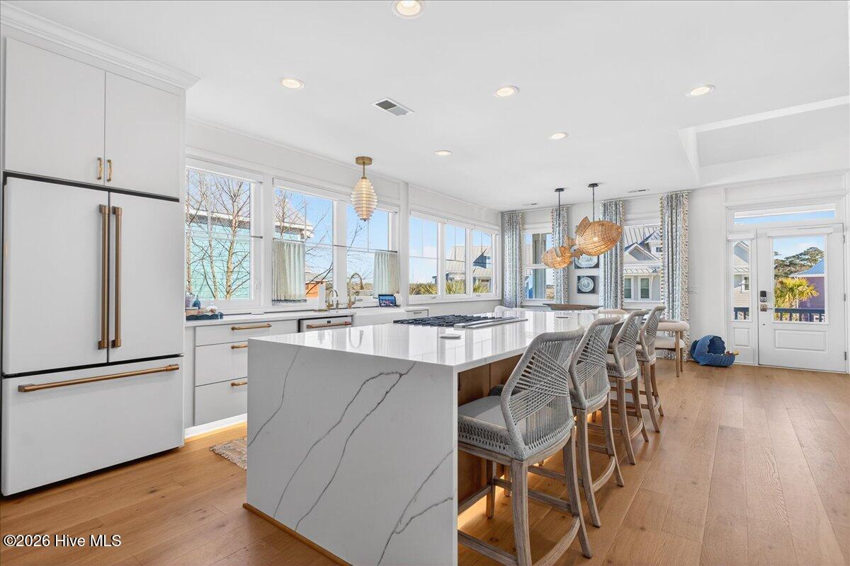 102 Lucas Cove